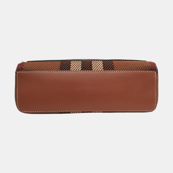 Canvas Brown