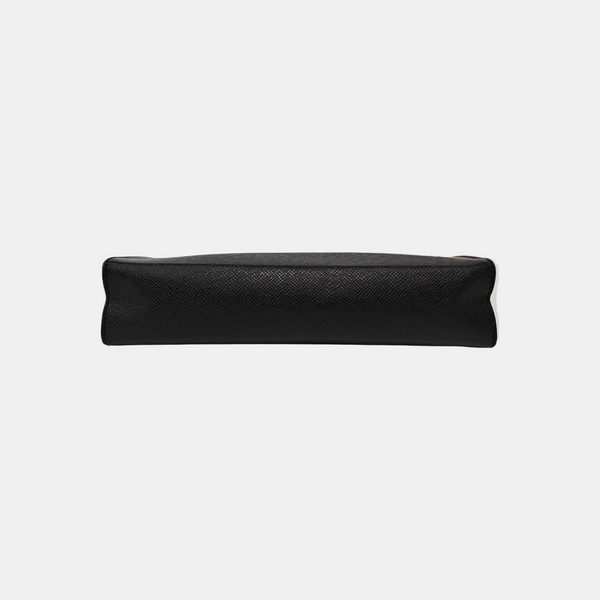 Pochette Voyag MM Calfskin Black