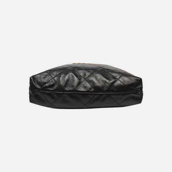 CHANEL 22 Medium Quilted Calfskin Black