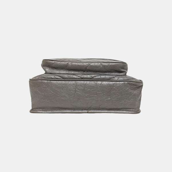 NIKI Large Chevron Calfskin Gray