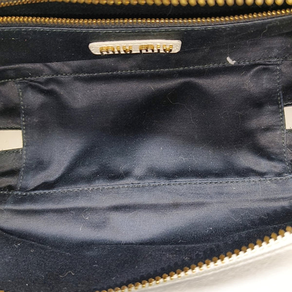 Authenticated pre-owned Arcadie Matelassé Large Quilted Lambskin White - Shoulder Bag at Looply