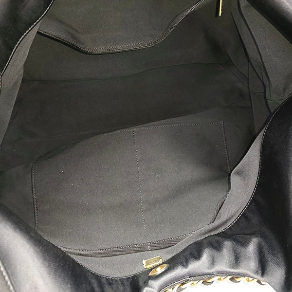 Quilted Nylon Medium Black
