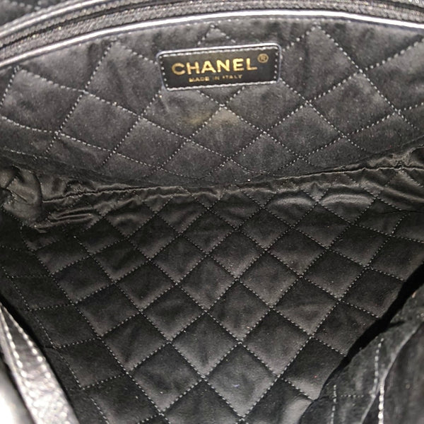 CHANEL 22 Small Quilted Calfskin Gray
