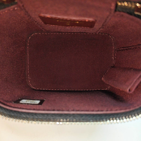 VANITY CASE Mini Quilted Grained Calfskin Black