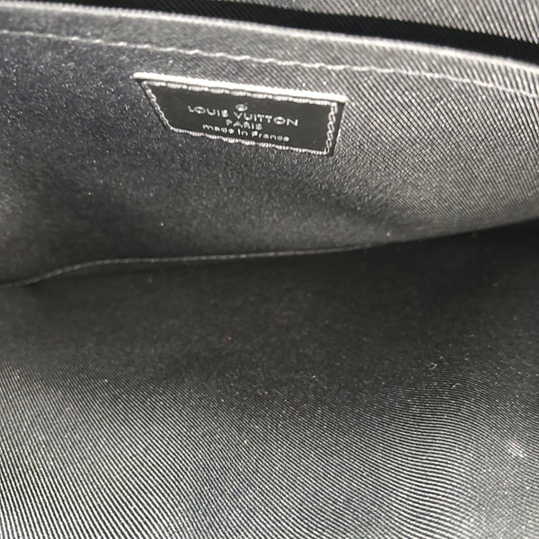 DISCOVERY Monogram Coated Canvas Black