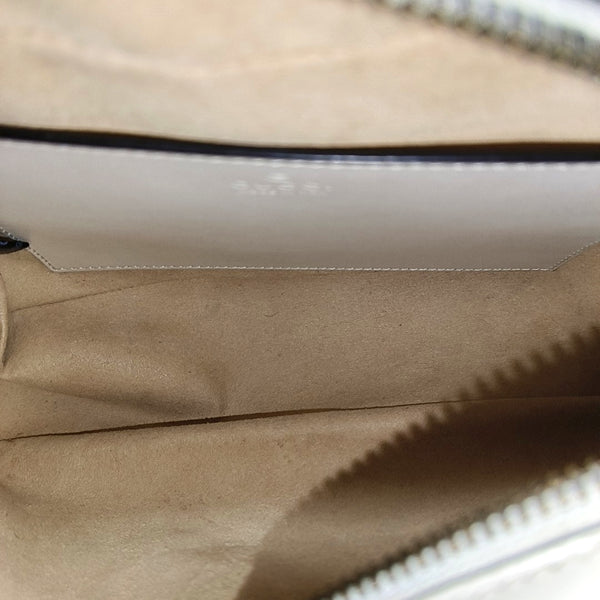 Authenticated pre-owned GG Marmont Small Quilted Calfskin White - Shoulder Bag at Looply