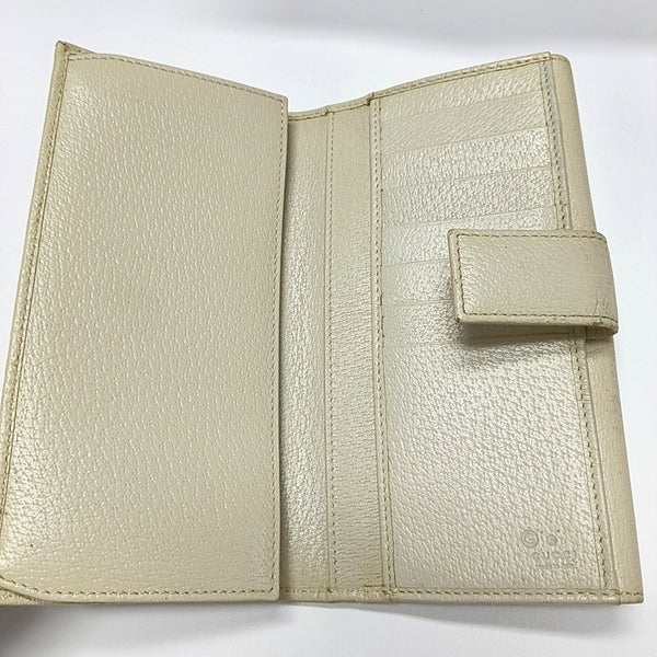 Authenticated pre-owned Blondie Calfskin White Wallet - Wallet at Looply