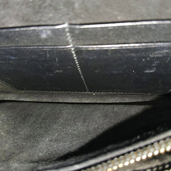 Authenticated pre-owned Diorama Calfskin Black - Shoulder Bag at Looply