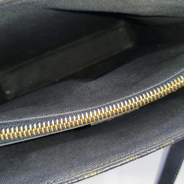 Coated Canvas Black