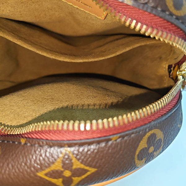 BOITE CHAPEAU PM Monogram Coated Canvas Brown