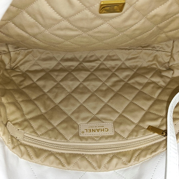 CHANEL 22 Small Quilted Calfskin White