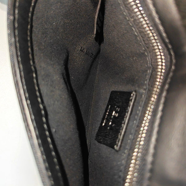 Authenticated pre-owned Baguette Fabric Black - Shoulder Bag at Looply