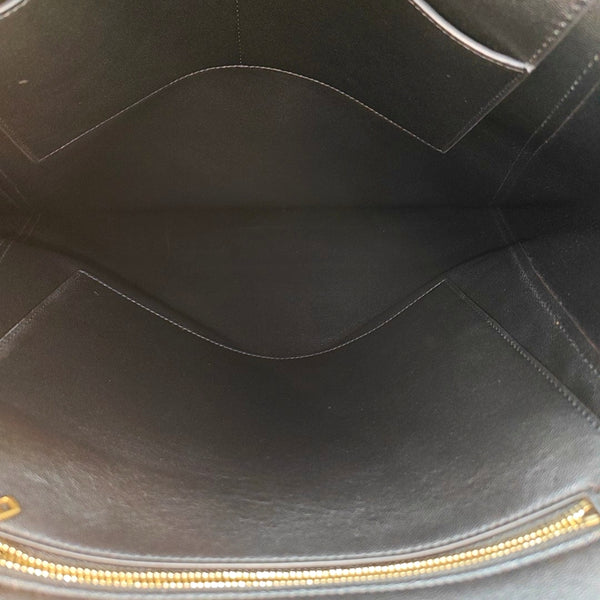 Calfskin Shoulder Bag Red