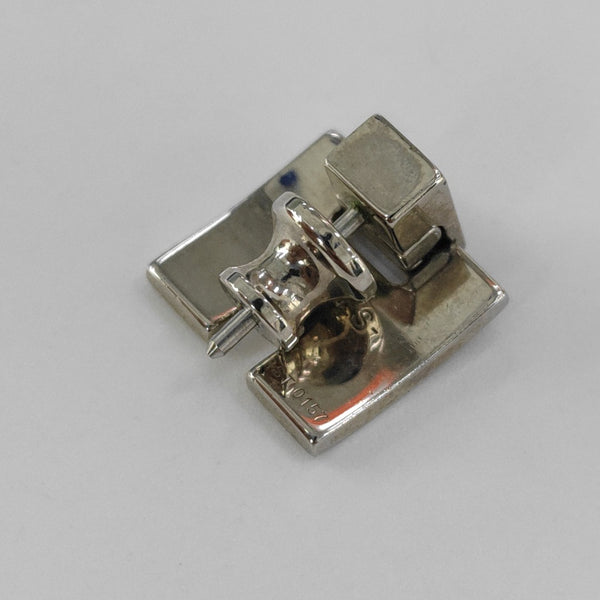 Eileen Metal Silver Stud Earrings