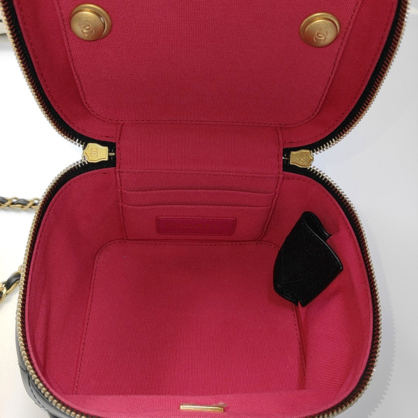 Quilted Calfskin Black