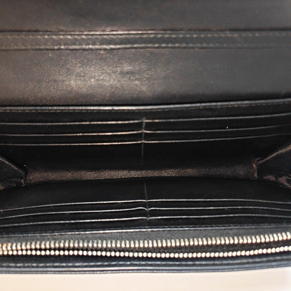 Authenticated pre-owned Diorama Quilted Calfskin Black - Shoulder Bag at Looply