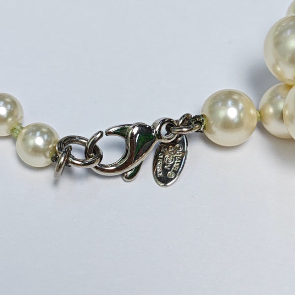 Faux Pearl White Necklace
