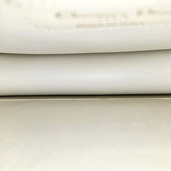 30 Montaigne Calfskin White