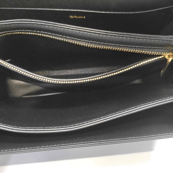 TRIOMPHE Medium Calfskin Black