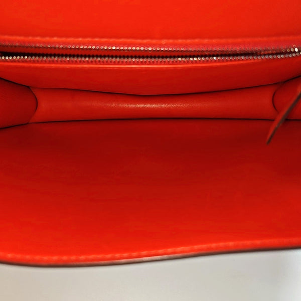 Constance 24 Evercolor Red