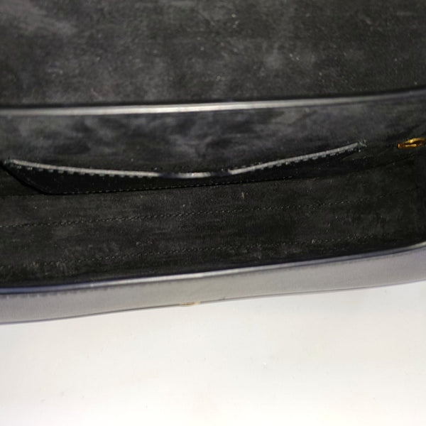 Authenticated pre-owned Bobby Calfskin Black - Shoulder Bag at Looply