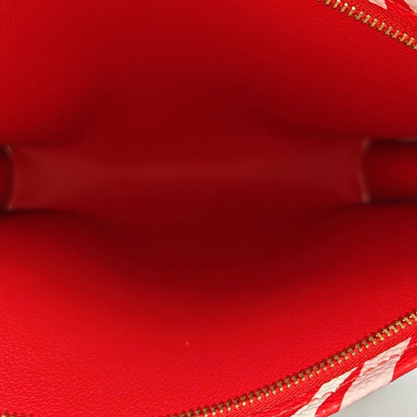TOILET POCKET 26 Coated Canvas Red