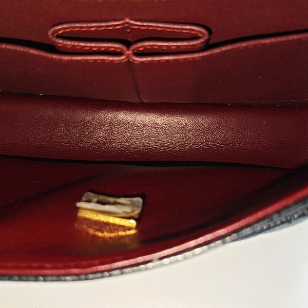 CLASSIC FLAP Small Quilted Grained Calfskin Black