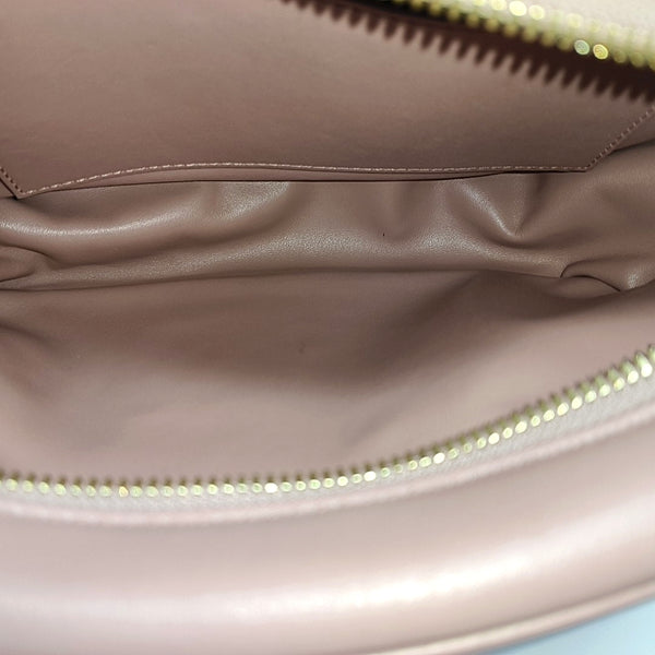 Authenticated pre-owned Gancini Calfskin Pink - Shoulder Bag at Looply
