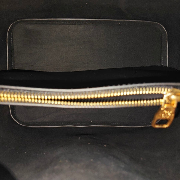 NÉONOÉ MM Calfskin Black