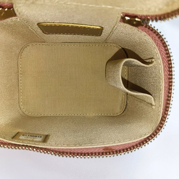 VANITY CASE Mini Quilted Lambskin Pink