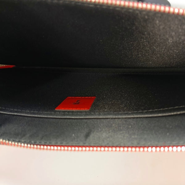 Piel de ternera roja
