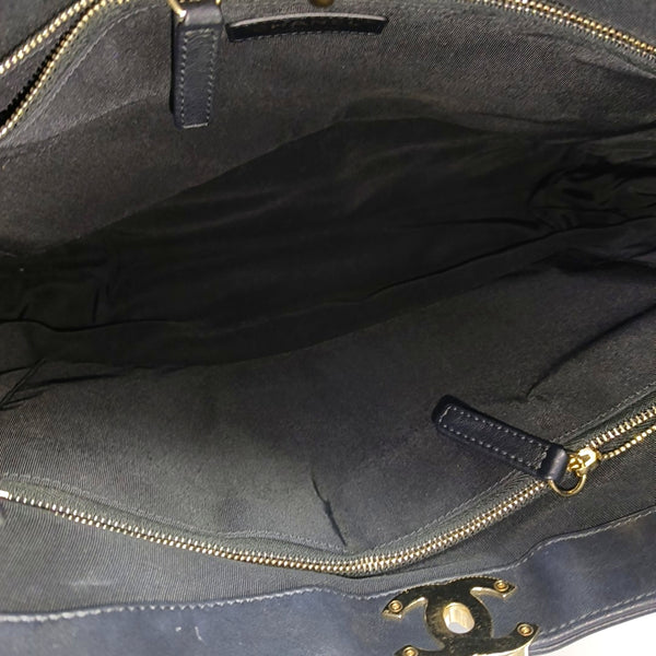CHANEL 31 Large Quilted Vintage Calf Black