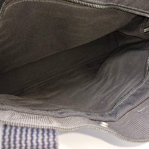 Her Line Medium Canvas Gray