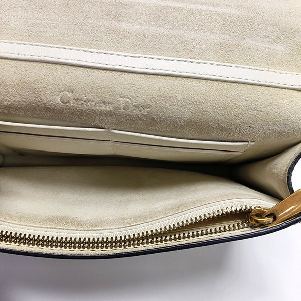 J'adior Calfskin White