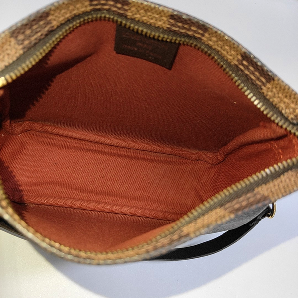 TROUSSE MAKE UP Damier Ebene Coated Canvas Brown