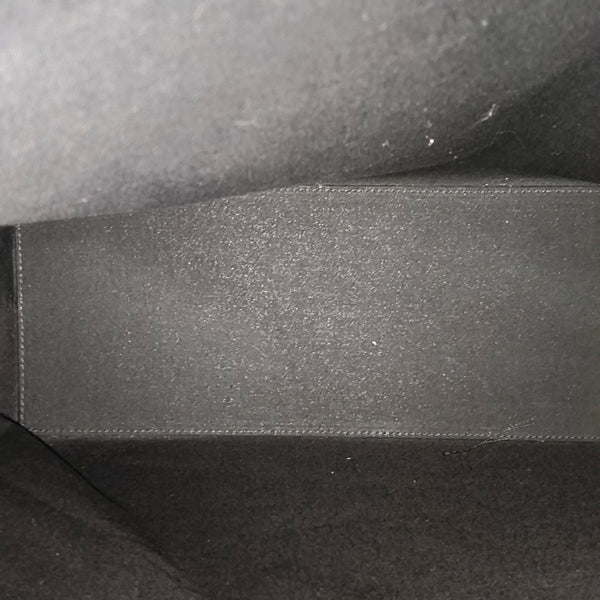 DUTY FREE North-South Calfskin Black