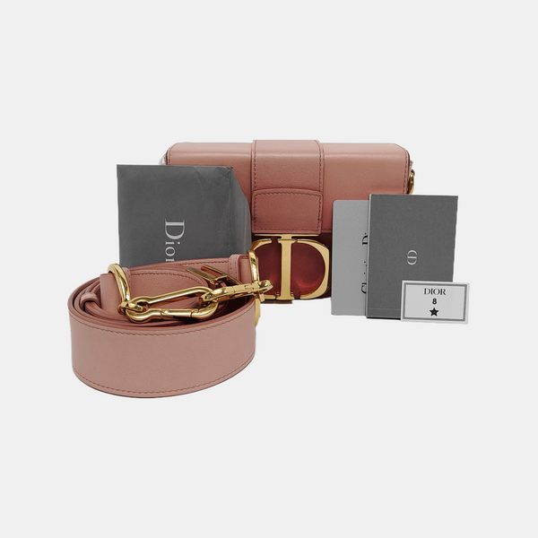 Authenticated pre-owned 30 Montaigne Calfskin Multicolor - Shoulder Bag at Looply