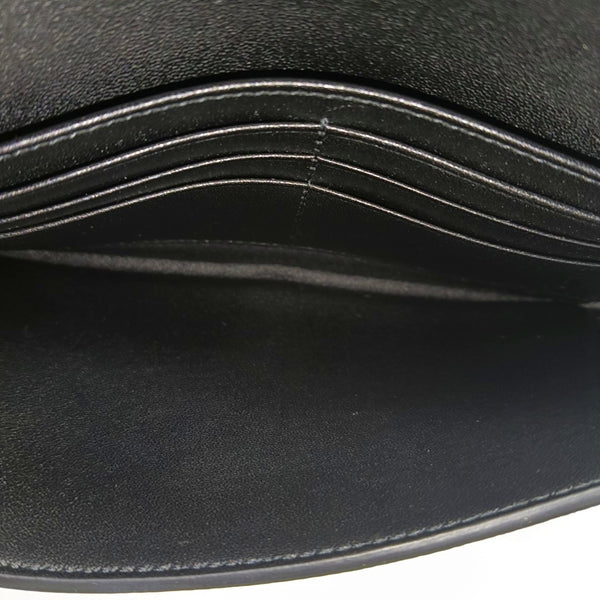 Authenticated pre-owned Saddle Calfskin Black - Crossbody Bag at Looply