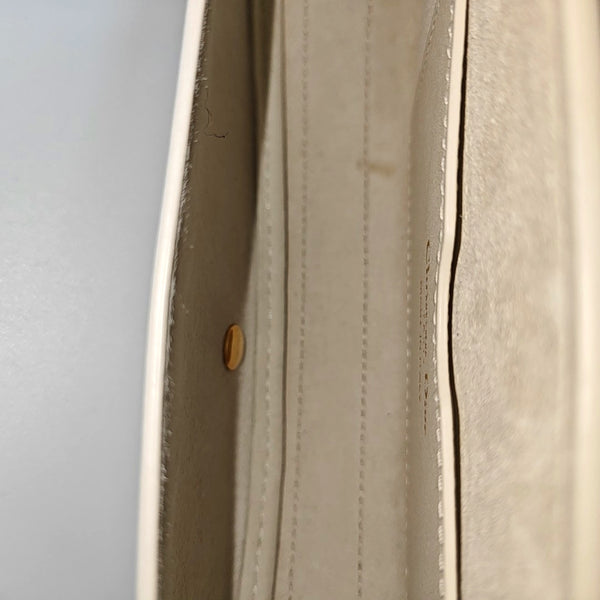 Bobby Medium Calfskin White