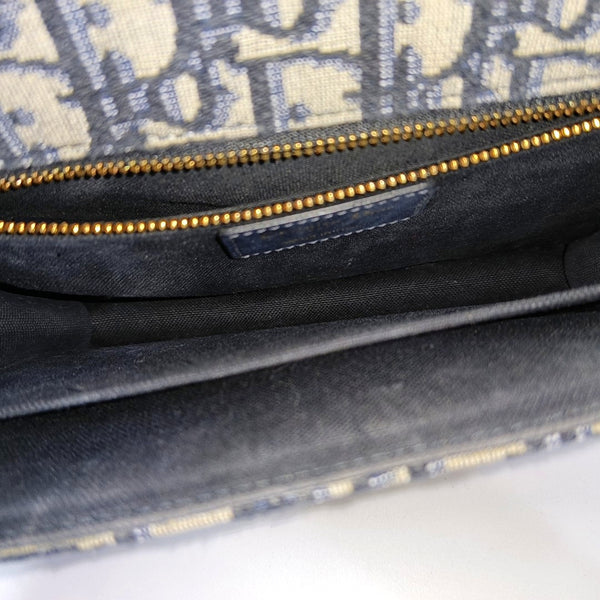 30 Montaigne Oblique Canvas Blue