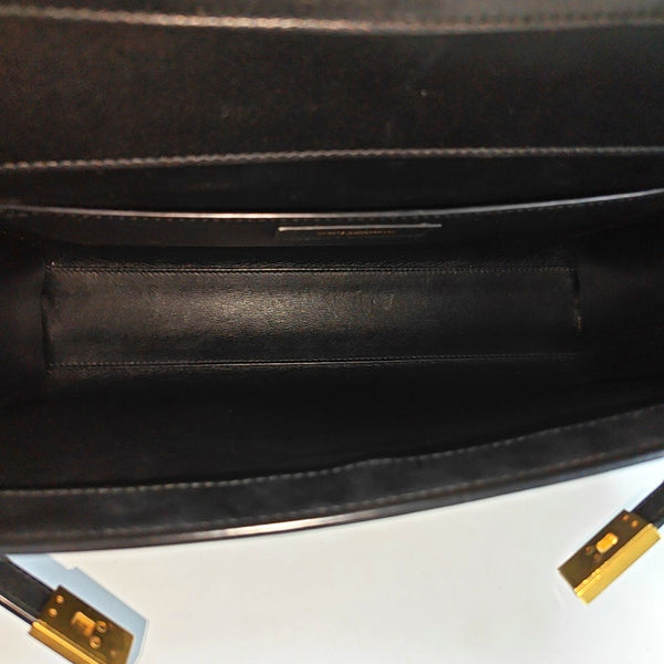 MANHATTAN Medium Calfskin Black
