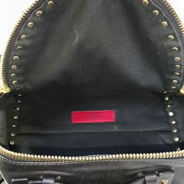 Rockstud Calfskin Black