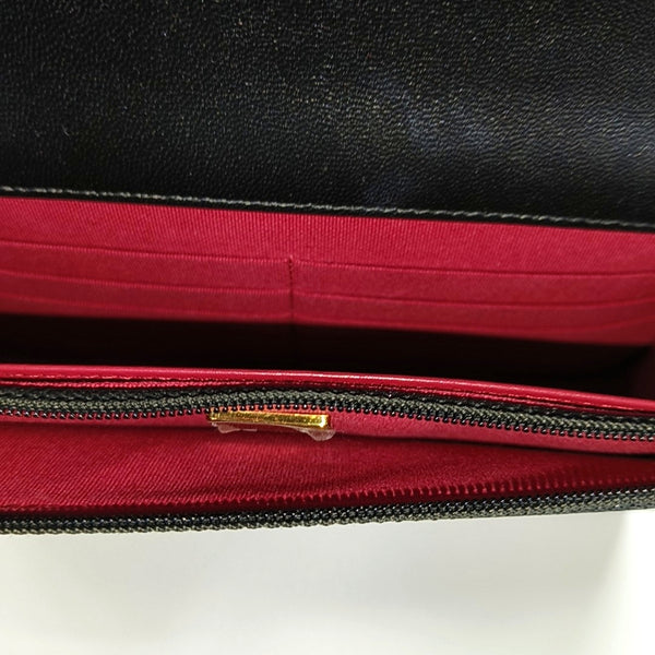 Chanel 19 WOC Piel de Cordero Acolchada Negra