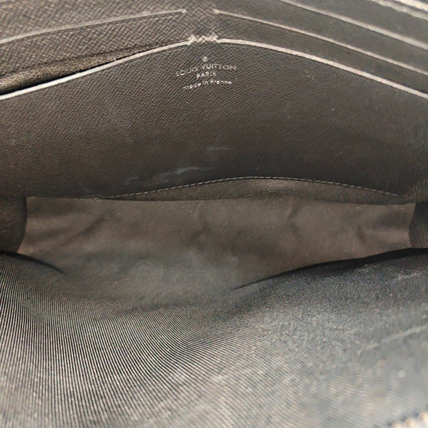Pochette Voyag MM Monogram Coated Canvas Black
