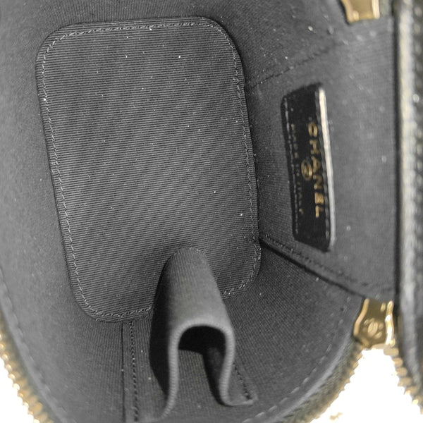 VANITY CASE Mini Quilted Lambskin Black