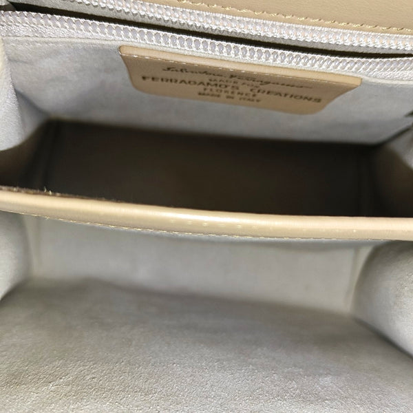 Kelly Calfskin Beige