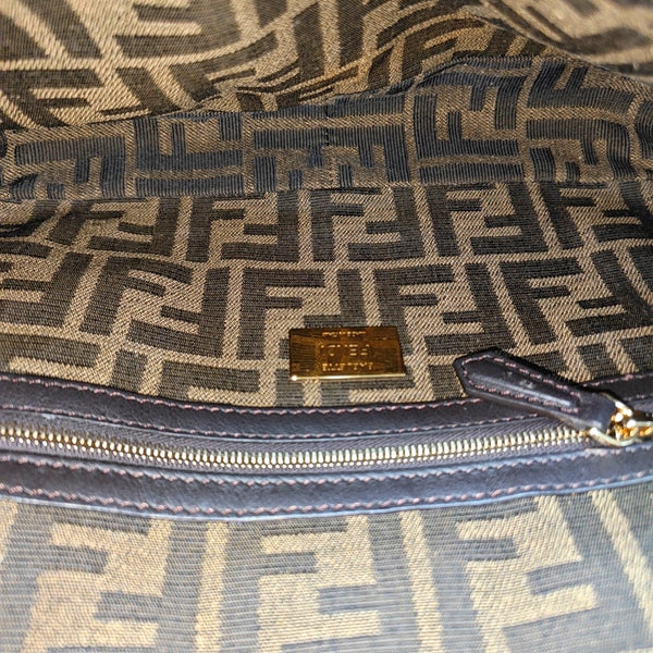 Baguette Medium Canvas Brown