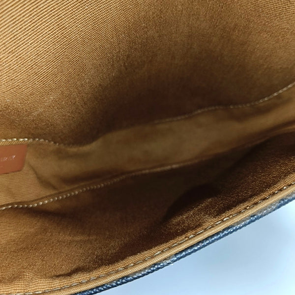 TRIANGLE Coated Canvas Brown