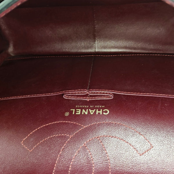 Authenticated pre-owned 2.55 227 (jumbo) Quilted Calfskin Black - Shoulder Bag at Looply