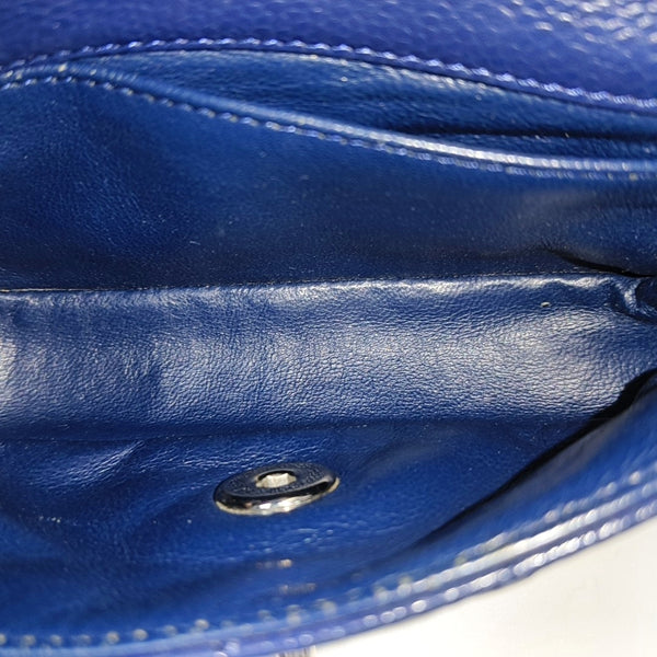 CLASSIC FLAP Quilted Grained Calfskin Blue